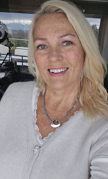 SHOP THE LOOK - CASSIA KNIT VEST