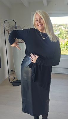 Hovedbilde Romy Long Skirt - black - ca.25 sept levering