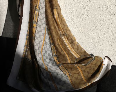 Hovedbilde SIYA SCARF - beige