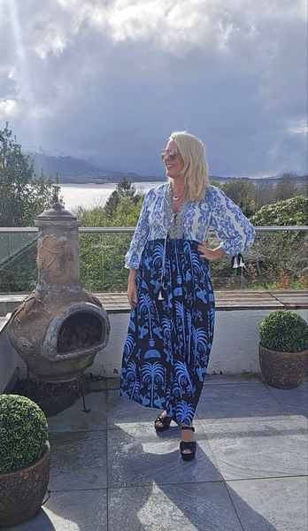 GABRIELLA DRESS –  blue/black - levering ca. 1 juni