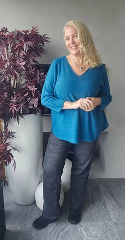 Hovedbilde TESSA V-NECK KNIT ( ny8213 ) - peacock blue / ...
