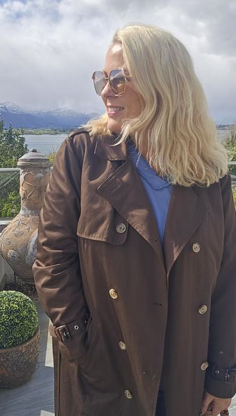 AUDREY TRENCH COAT (LANG) - brown 