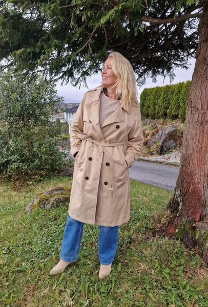 LANG TRENCHCOAT ( 1184 ) - Normann - beige - kun 34,