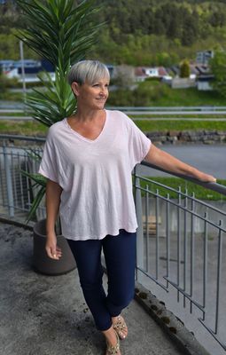 Hovedbilde SOLENE V-NECK TOP (sy24263) - pink