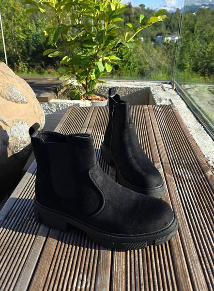 LARA SUEDE BOOTS (CH929) - Black