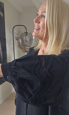 Hovedbilde Saga Blouse ( 8585-3205) - Black -