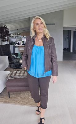 Hovedbilde ENIE LEGGINGS & lekre topper