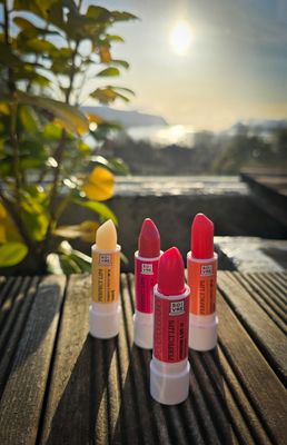 Hovedbilde LIP BALM : PERFECT LIPS  SPF 15 - hydrates & ...