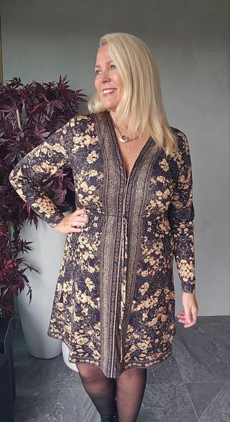Lauren Short Dress ( 100 cm ) - black/gold - ca.1 oktober levering