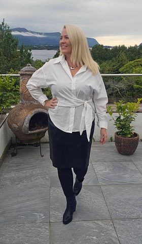 Hovedbilde Velisse Shirt (6809) White - ca 25. august ...