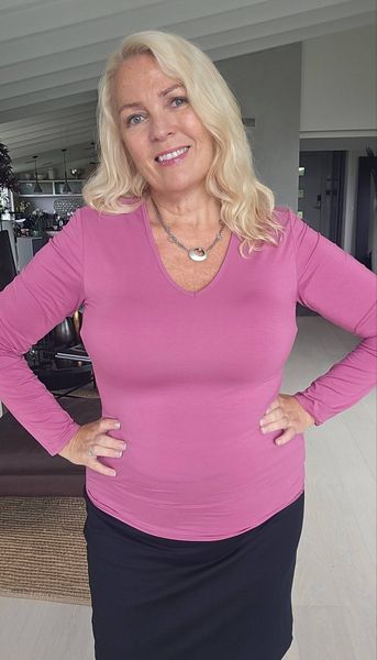 Secret Long Sleeve – V-neck - camelia pink 