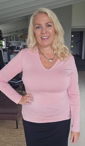 Hovedbilde Secret Long Sleeve – V-neck - soft pink 