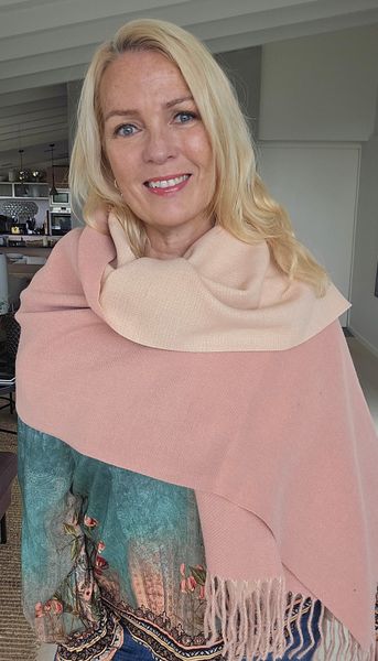 Isolde Scarf -  ferskenfarger