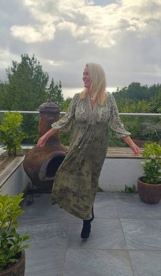 Hovedbilde GABRIELLA DRESS –  dusty olive 