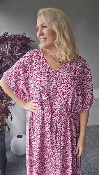 SAMIRA KAFTAN – RED & OFFWHITE 