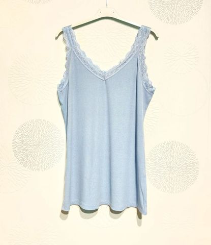 Hovedbilde NORA LACE SINGLET - light blue